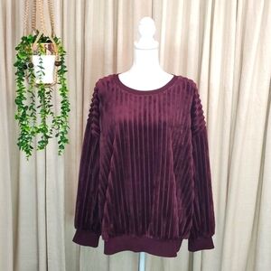 NWT Size XXL Simply Vera Plush Wine Sweatshirt